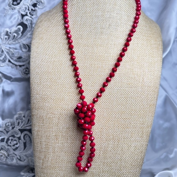 Women’s Necklace Glass Beads Red Faceted Hand Knotted Over The Head 4145 Y - Picture 7 of 9